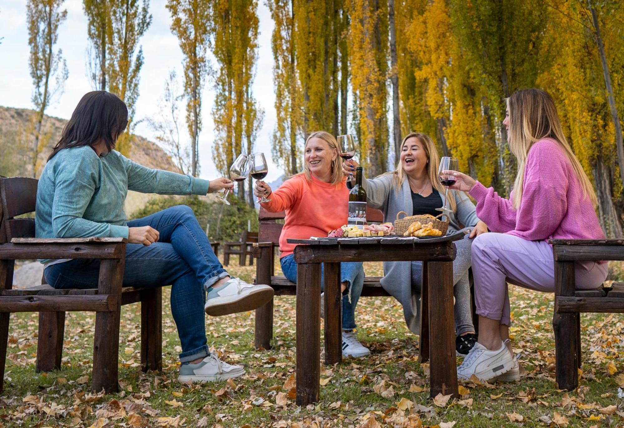 Ayres De Uco Lodge & Wine Lovers Los Arboles Bagian luar foto